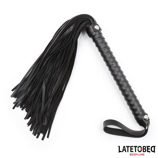 Textured Handle Flogger Black 485cm