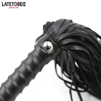 Textured Handle Flogger Black 485cm