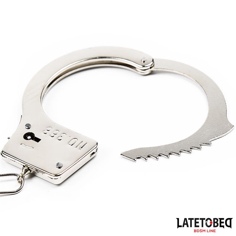 Metal Wrist Cuffs Short Link