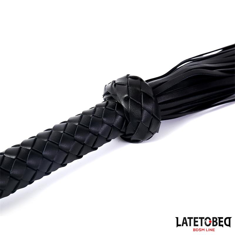 Braided Flogger 645 cm