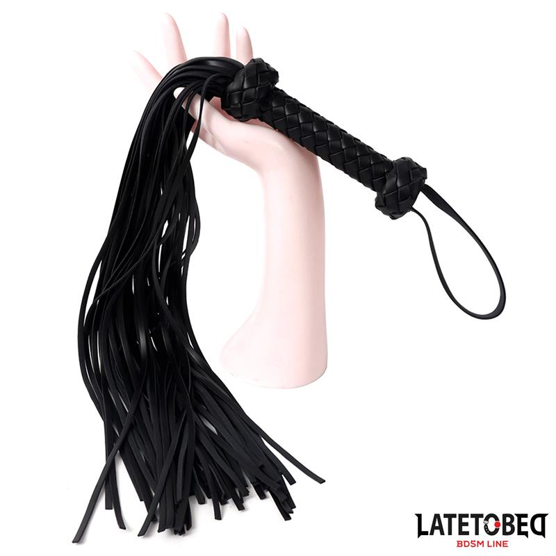 Braided Flogger 645 cm