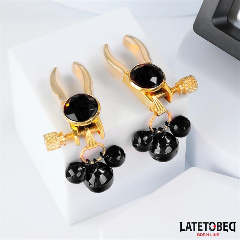 nipple clamps with Bell