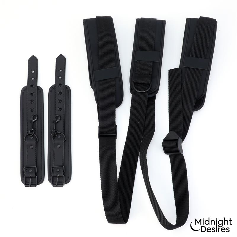 Restraint Set with Neck Support