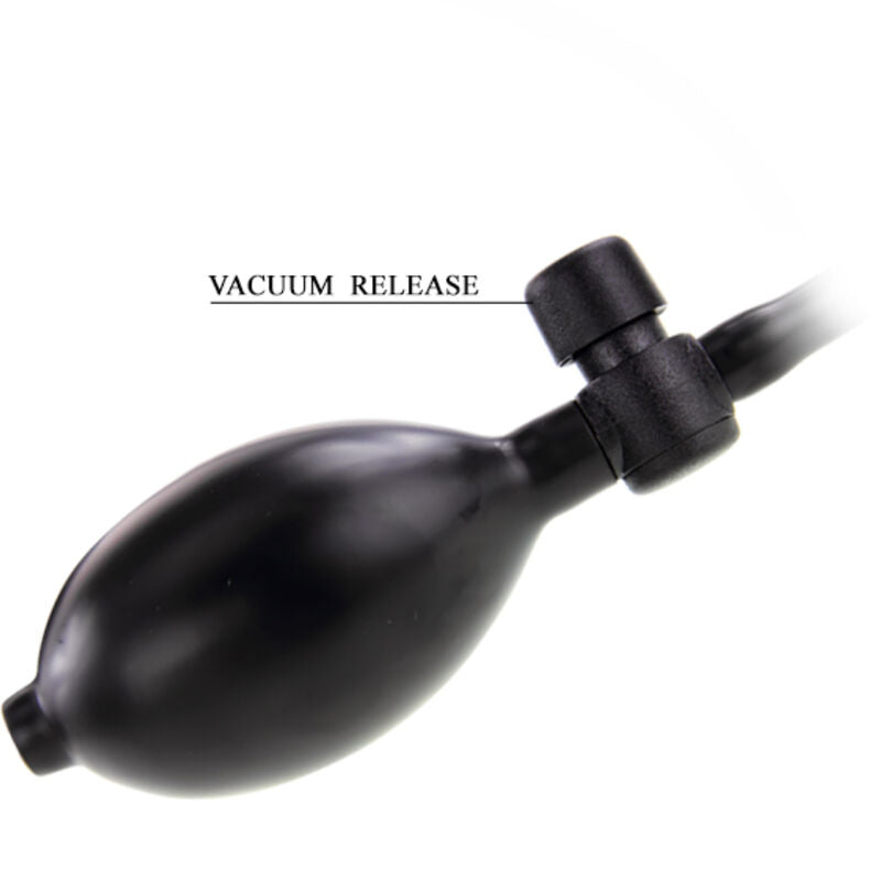 DANCE - REALISTIČEN NAPIHLJIV DILDO S PRISESKOM 15 CM