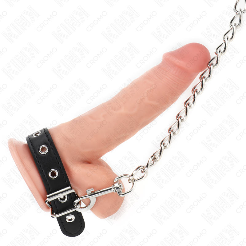 KINK - USNJEN OBROČEK ZA PENIS S TRAKOM 21,5 X 2 CM IN KOVINSKO VERIŽICO 60 CM